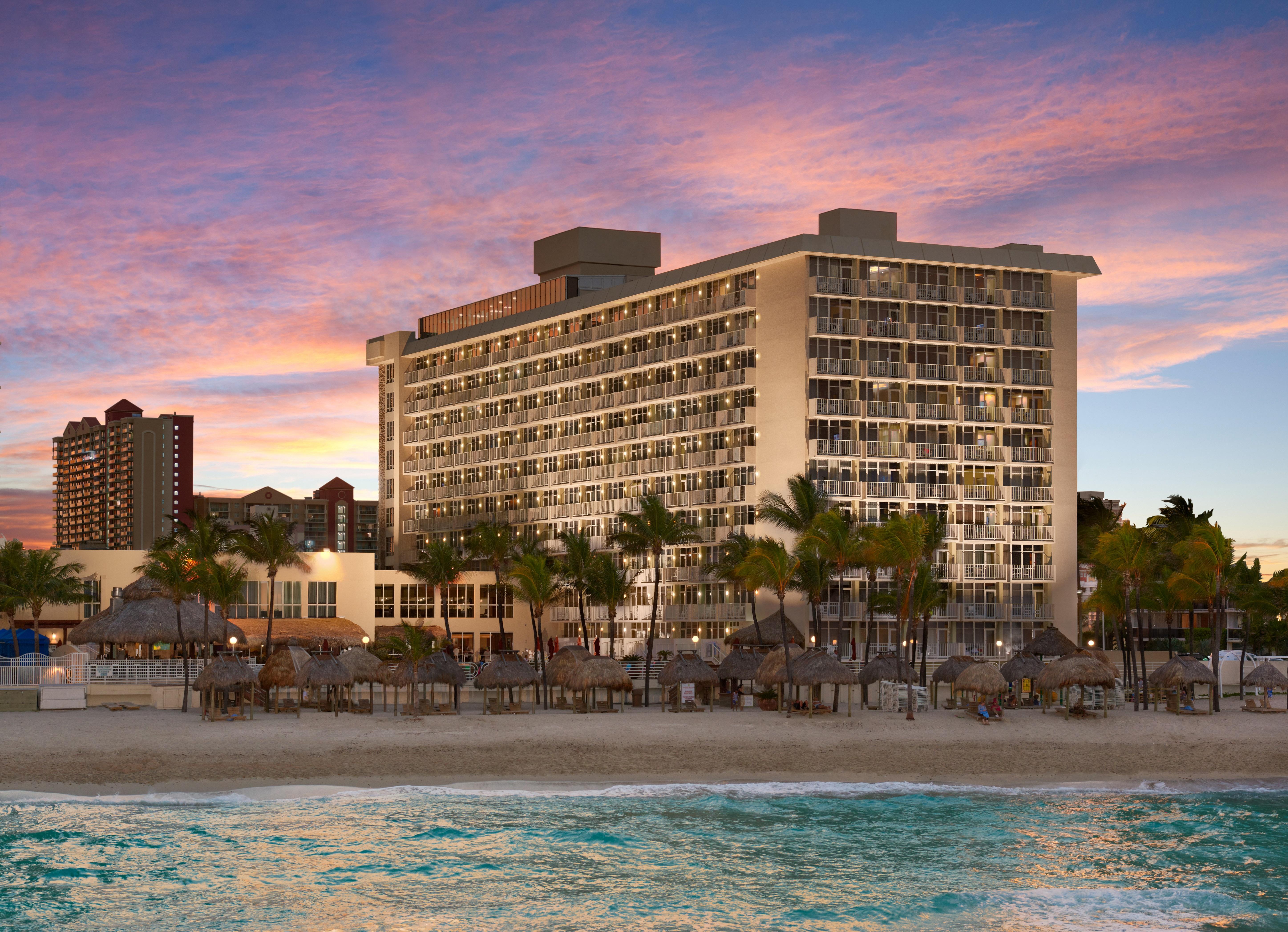 Newport Beachside Hotel & Resort Sunny Isles Beach Eksteriør bilde