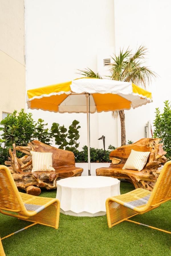 Newport Beachside Hotel & Resort Sunny Isles Beach Eksteriør bilde